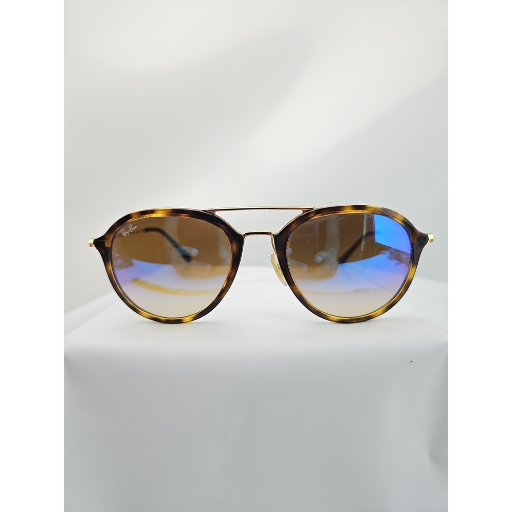 Ray-Ban Round Tortoise Shell Sunglasses